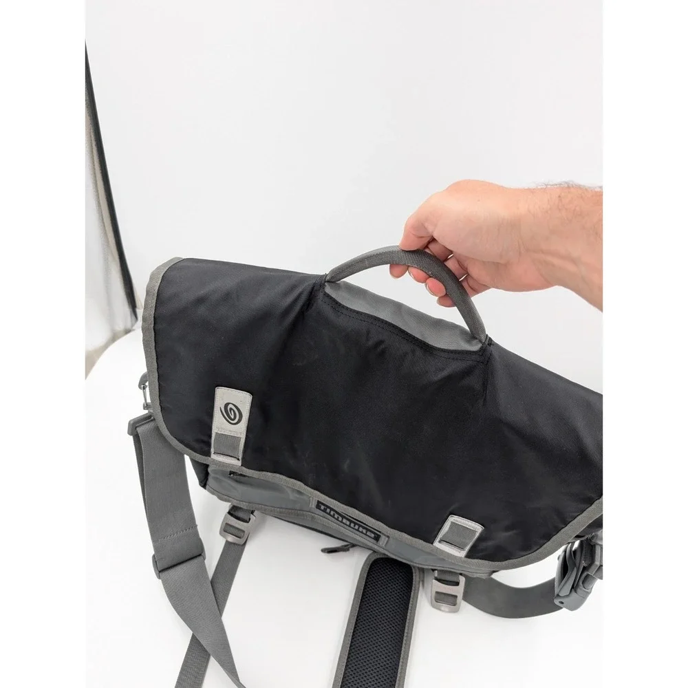 Timbuk2 KDS13 Messenger Laptop Bag Crossbody Shoulder Strap Black/Gray Medium‎